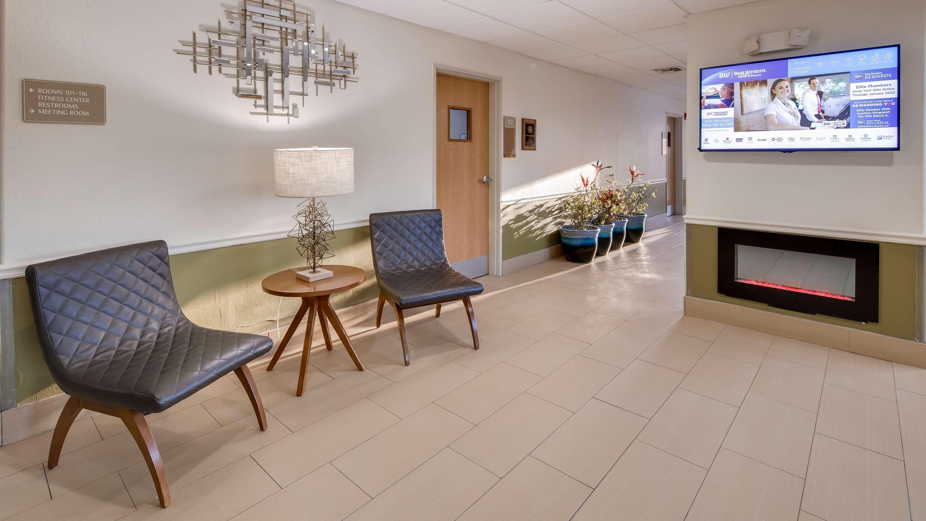 Best Western Rayne Inn Luaran gambar