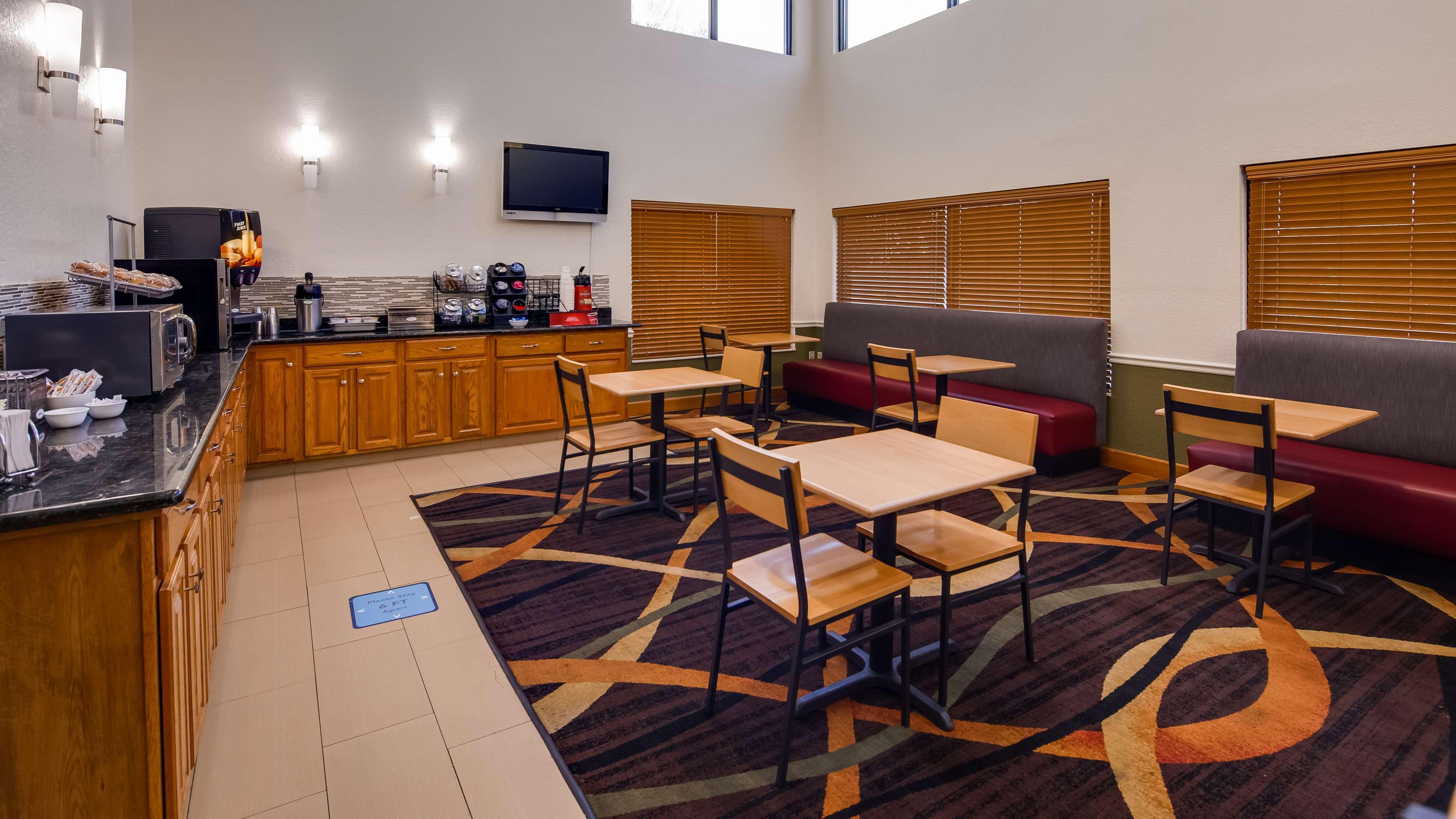 Best Western Rayne Inn Luaran gambar
