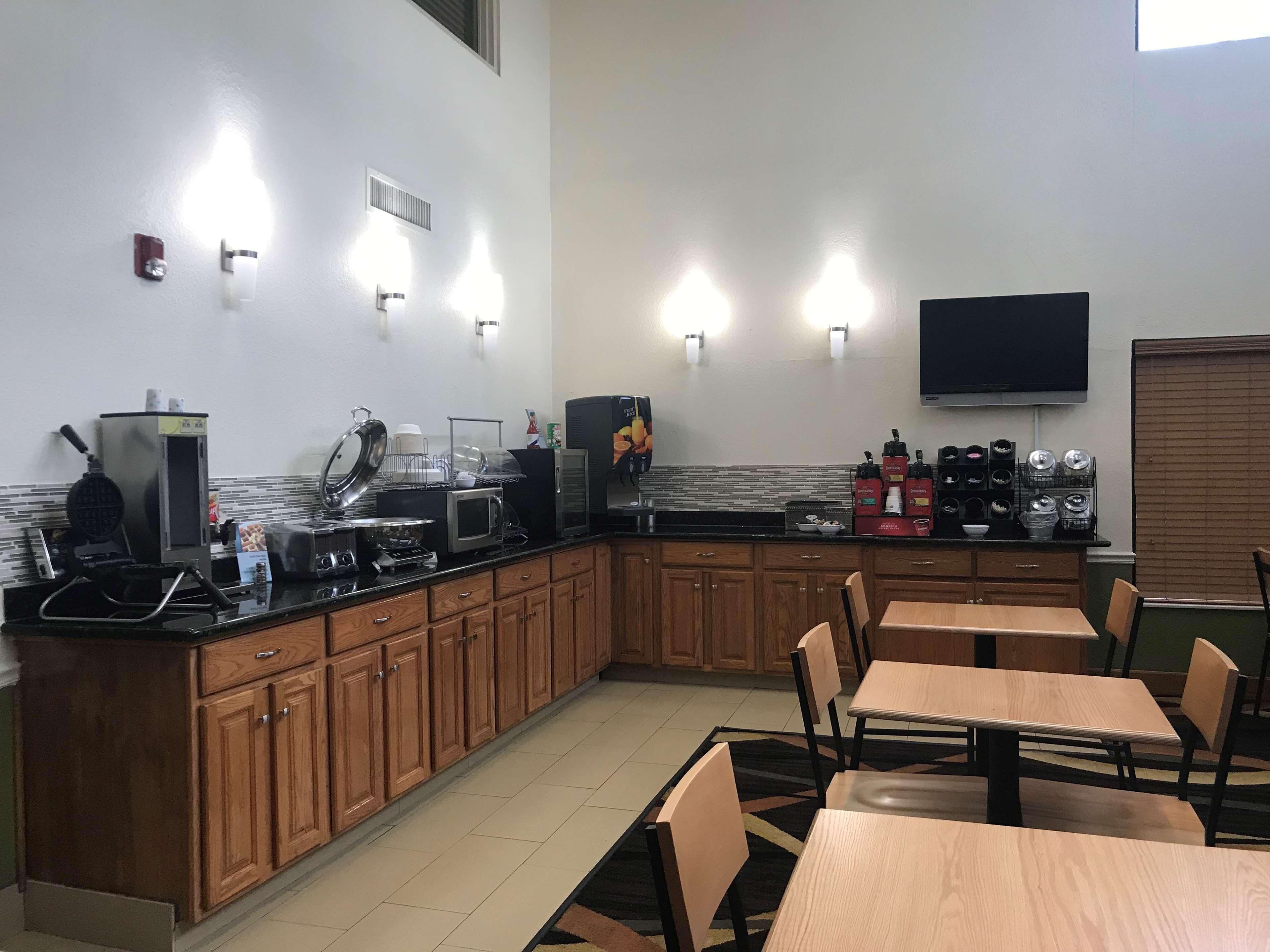 Best Western Rayne Inn Luaran gambar